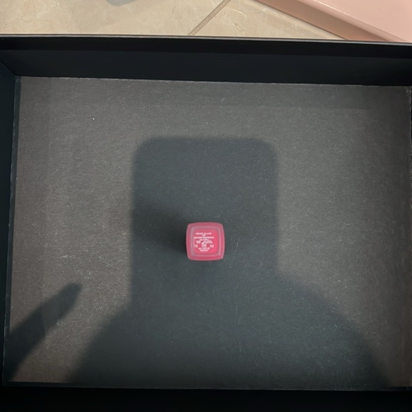 Chanel ROUGE ALLURE INK - Matte Liquid Lip Colour - Picture 2 of 3